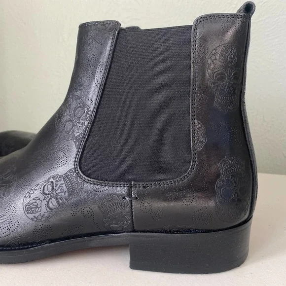NEW in Box Robert Graham Big Bang Skull Embossed Chelsea Boot Black Mens Sz 11 - Picture 7 of 13
